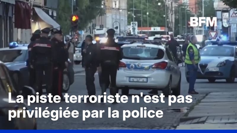 Les images de la voiture qui a foncé sur des passants à Modène en Italie