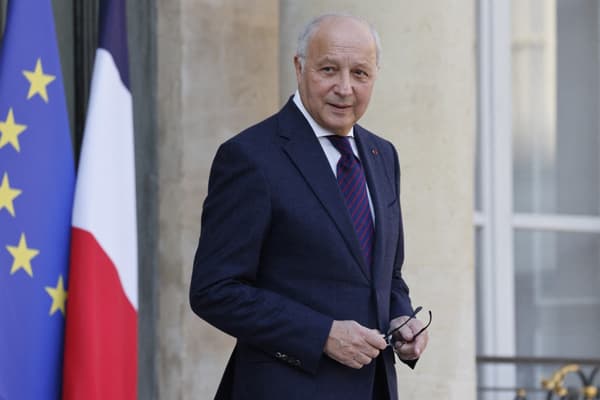 Laurent Fabius à l'Élysée le 8 mars 2022 Laurent Fabius à l'Élysée le 8 mars 2022
