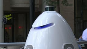 Effrayant ou rassurant ? Les robots policiers investissent les villes 