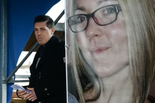 Jonathan Daval, le mari d'Alexia Daval lors d'une marche silencieuse à la mémoire de son épouse le 5 novembre 2017 à Gray Jonathan Daval, le mari d'Alexia Daval lors d'une marche silencieuse à la mémoire de son épouse le 5 novembre 2017 à Gray