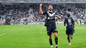 Andy Carroll célèbre son but lors du match Bordeaux-Chateaubriant (2-2, N2), le 21 septembre 2024