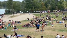 Des festivaliers au festival Woodstower à Lyon (Rhône) fin août 2023.