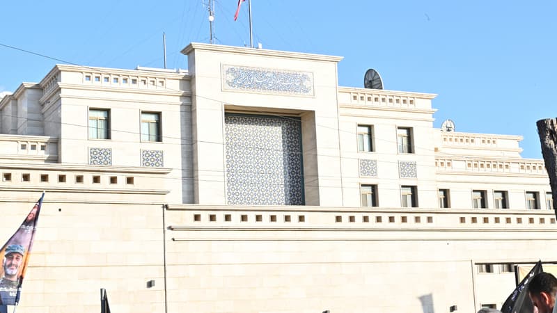 "Partout dans le monde": l'Iran menace de cibler les ambassades israéliennes si l'État hébreu vise la sienne au Liban