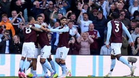 Marco Asensio et ses coéquipiers d'Aston Villa célèbrent l'ouverture du score contre Nottingham Forest, le 5 avril 2024