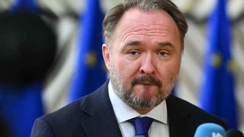 Le commissaire européen à l'énergie exhorte les États membres à remplir leurs stocks de gaz pour l'hiver prochain à 80% de leurs capacités (au lieu de 90%)