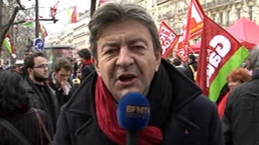 Jean-Luc Mélenchon explique les raisons de sa participation à la manifestation contre l’accord sur l’emploi à Paris le 5 mars 2013.
