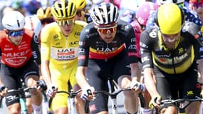 Tim Wellens et Tadej Pogacar sur le Tour de France 2025