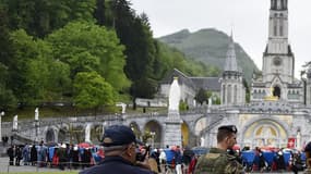 Le dispositif de sécurité encadrant le pèlerinage de Lourdes a été renforcé cette année. Plus de 25.000 pèlerins sont attendus à Lourdes pour l'Assomption. 