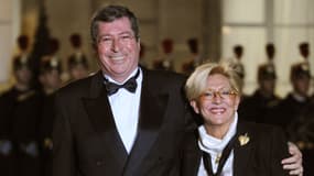 Patrick et Isabelle Balkany sur le perron de l'Elysée en 2008