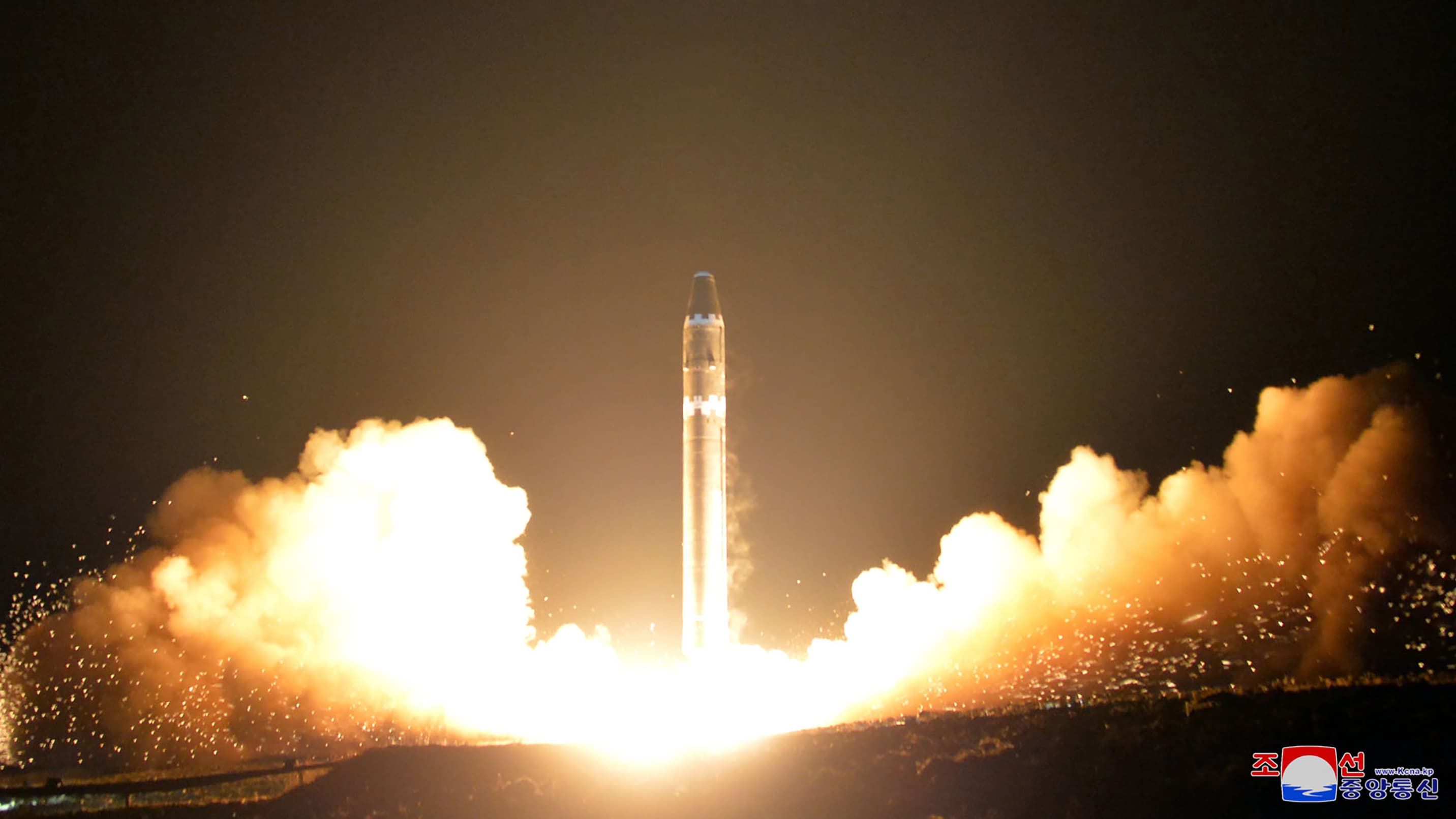 ракеты кндр хвасон. американские ракеты средней дальности. северная корея запуск спутника. пакистанская баллистическая ракета шахин 3. кндр спутник сша.