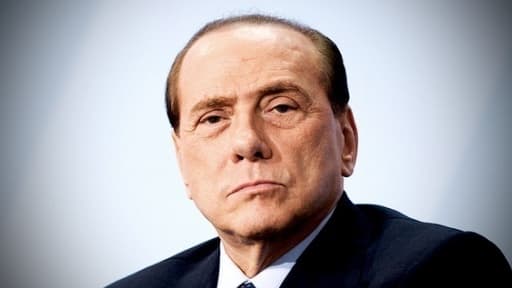 Silvio Berlusconi vient d'être condamné dans l'affaire Rubygate, du "nom" de la jeune femme à droite, Ruby, danseuse et prostituée.