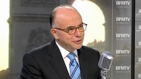 Bernard Cazeneuve annonce de nouvelles économies budgétaires d'ici à 2017