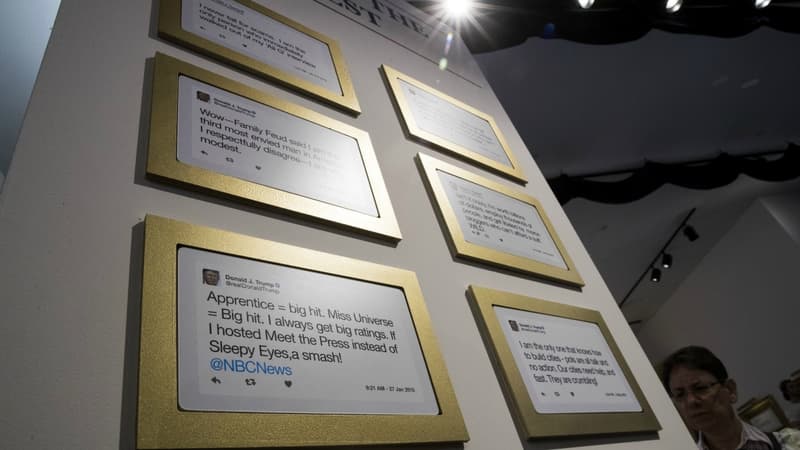 Des tweets de Donald Trump. 