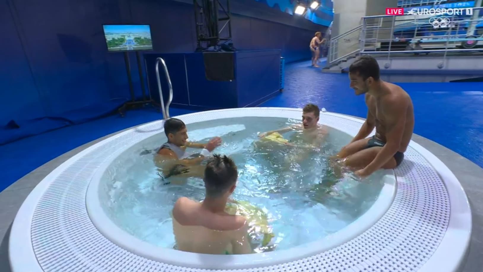 deux duos débreient leur finale des JO lors du plogeon à 10m le 29 juillet 2024
