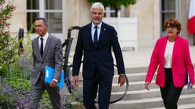 Les Républicains Bruno Retailleau, Laurent Wauquiez et Annie Genevard après une rencontre à l'Elysée avec le président Emmanuel Macron le 23 août 2024 à Paris