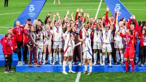 Les joueuses de l'OL championnes de France en 2024-2025.