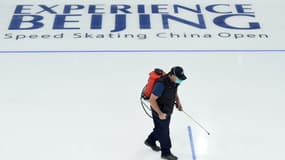 Les autorités chinoises impose de nouveaux confinements dans le pays, à une centaine de jours du début des Jeux olympiques d'hiver.