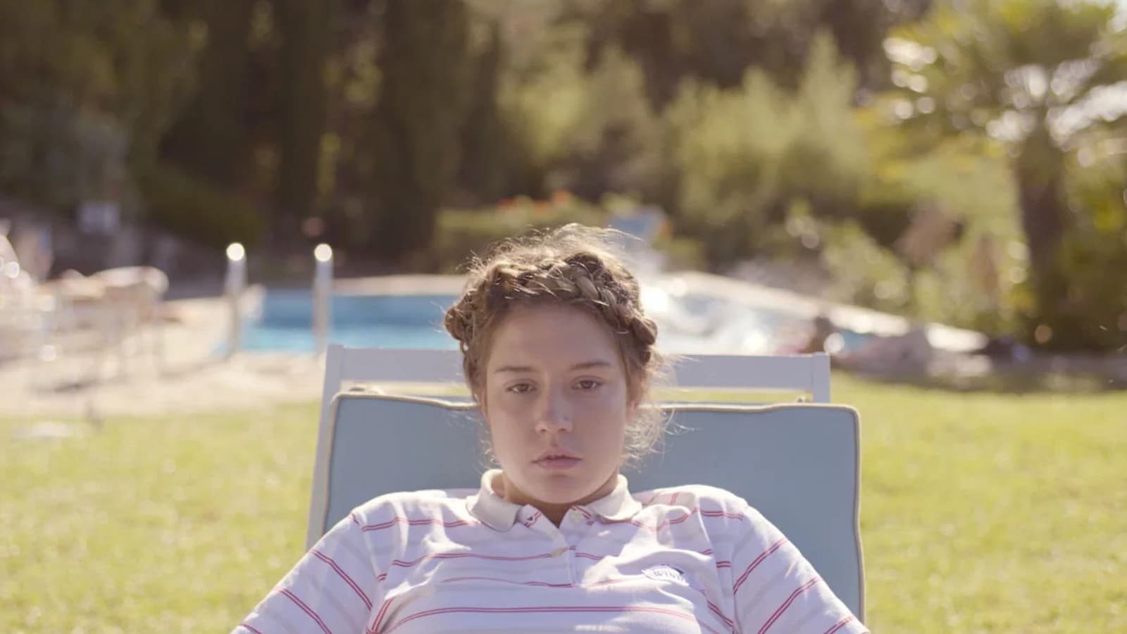 Adèle Exarchopoulos dans "Mandibules" de Quentin Dupieux Adèle Exarchopoulos dans "Mandibules" de Quentin Dupieux