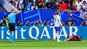 Antoine Griezmann averti lors du match France-Belgique à l'Euro, à Düsseldorf le 1er juillet 2024
