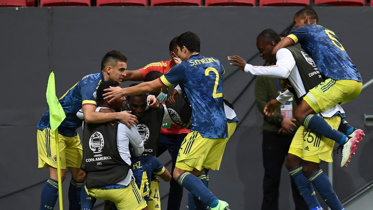 Colombia snatches 3rd place against Peru