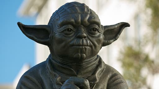 Fontaine à l'effigie de Maître Yoda, devant les locaux de Lucas Film, à San Francisco