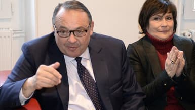 Patrick Mennucci, (ici en présence de la ministre Marie-Arlette Carlotti) peine à rassembler toute la gauche marseillaise.