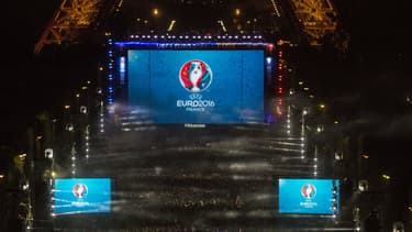 La fan zone du Champ-de-Mars à Paris, le 7 juillet 2016.