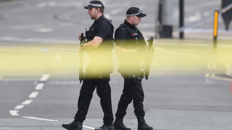 Cinq personnes sont actuellement entendues par la police de Manchester.