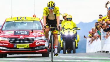 Tadej Pogacar à l'arrivée de la 11e étape du Tour de France, le 13 juillet 2022