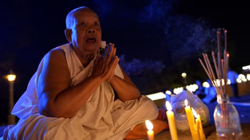 C'est à une figure mythique de l'histoire de leur pays que les cambodgiens rendent hommage.