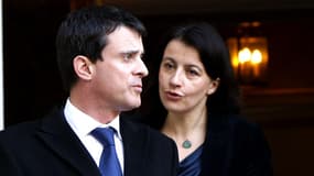 Manuel Valls, ici à la sortie du conseil des ministres du 20 février avec Cécile Duflot, refuse de rentrer dans la polémique.