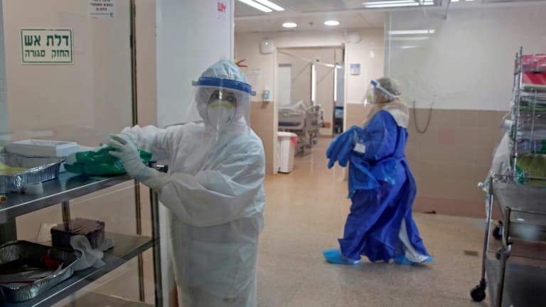 Coronavirus: 5298 nouveaux cas et 53 morts en France ces dernières 24h