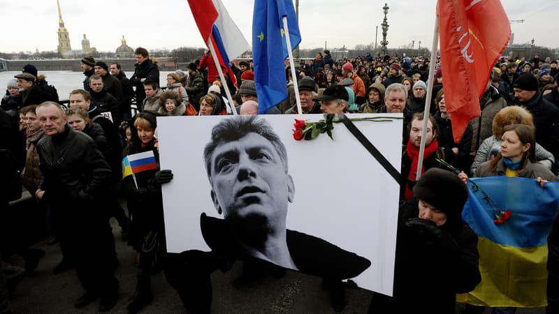 Manifestation en l'honneur de Boris Nemtsov à Saint-Pétersbourg, le 1er mars 2015.