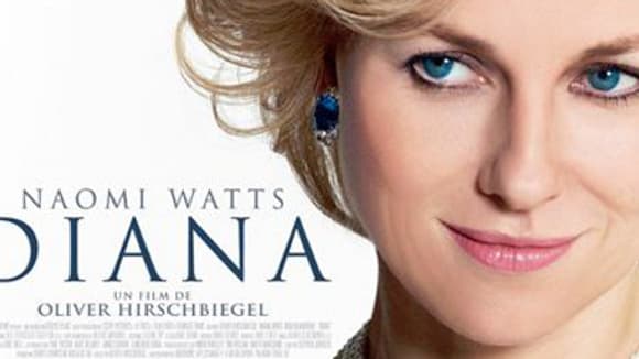 La ressemblance entre l'actrice Naomi Watts et Lady Di est frappante. La ressemblance entre l'actrice Naomi Watts et Lady Di est frappante.