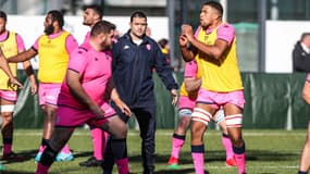 Laurent Sempéré supervise un échauffement du Stade Français