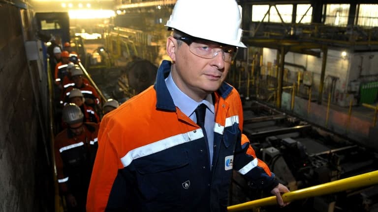 Le ministre de l'Economie, Bruno Le Maire, sur le site Ascoval de Saint-Saulve, le 31 octobre dernier, quelques heures après avoir estimé, sur la base d'un rapport d'experts, le projet de reprise "solide" et "crédible".