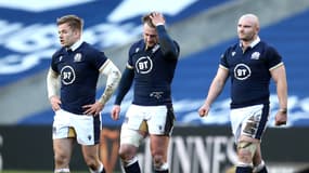 Stuart Hogg (au centre)