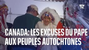 Au Canada, le pape François reçoit une coiffe traditionnelle après avoir demandé pardon aux autochtones