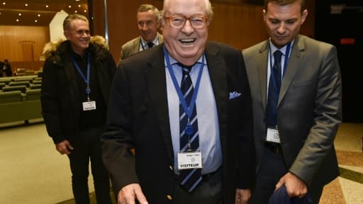 Jean-Marie Le Pen lors d'une audition devant la cour de justice de l'Union européenne à Luxembourg, le 23 novembre 2017 Jean-Marie Le Pen lors d'une audition devant la cour de justice de l'Union européenne à Luxembourg, le 23 novembre 2017
