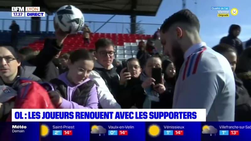 OL : les joueurs renouent avec les supporters