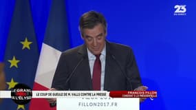 Le Grand Prix de l'Élysée: Manuel Valls agacé par les journalistes - 11/01