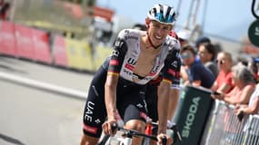 L'Allemand Nils Politt sur le Critérium du Dauphiné le 14 juin 2025