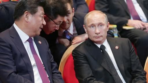 Xi Jinping et Vladimir Poutine font front commun.