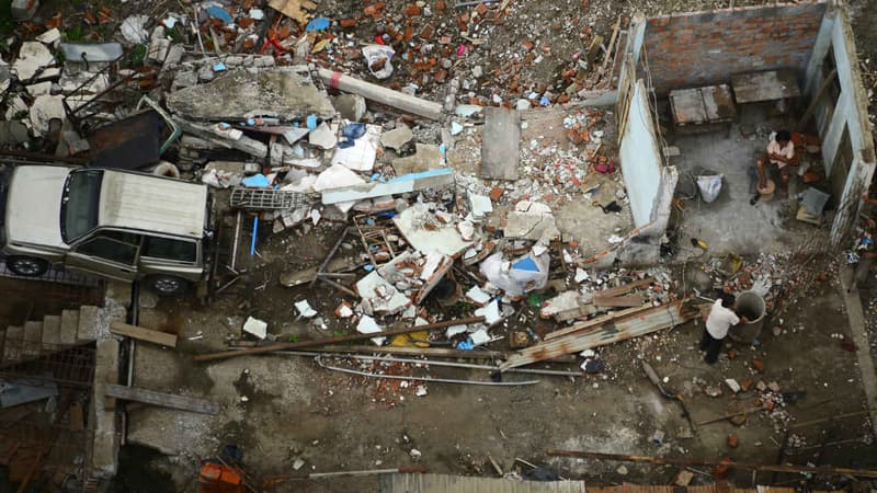 Un nouveau séisme (magnitude 6,8) a frappé l'équateur, un mois après le tremblement de terre qui avait fait environ 700 morts.