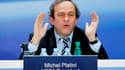 Michel Platini espère que l'expérience de l'arbitrage à cinq sera adoptée par la Fifa