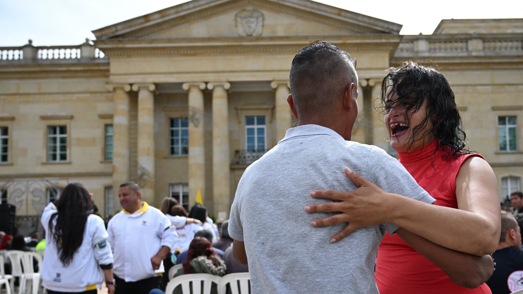 Des sans-abris participent à une célébration de Noël organisée par le gouvernement à Bogota, en Colombie, le 24 décembre 2023.