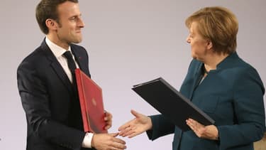 Emmanuel Macron et Angela Merkel ont signé mardi 22 janvier à AIx-la-Chapelle un Traité franco-allemand de convergence.