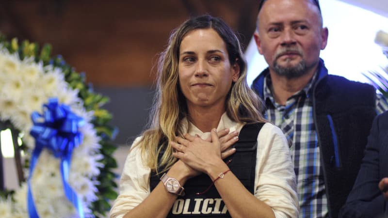 L'équatorienne Andrea Gonzalez, l'ex-colistière du candidat assassiné Fernando Villavicencio, lors d'un hommage à l'homme politique le 11 août 2023. 