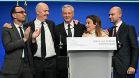Bruno Le Maire et Jean-Noël Barrot reconduits à leur ministère entourés de Thomas Cazenave, Roland Lescure et Olivia Grégoire, toujours en attente du remaniement le 8 janvier à Paris 