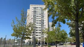 Barre d'immeuble du quartier des Minguettes à Vénissieux.